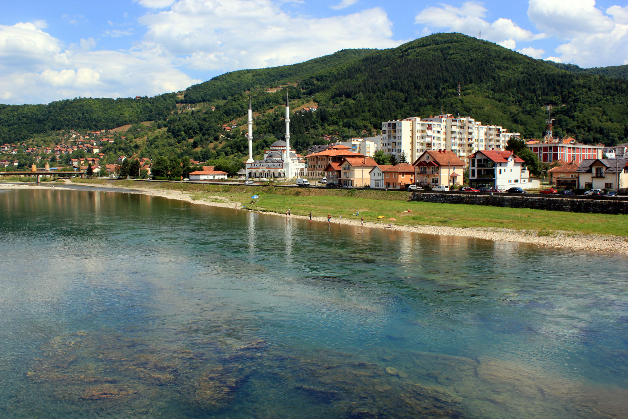 Goražde (Горажде) (Photo license CC-BY-SA 3.0)